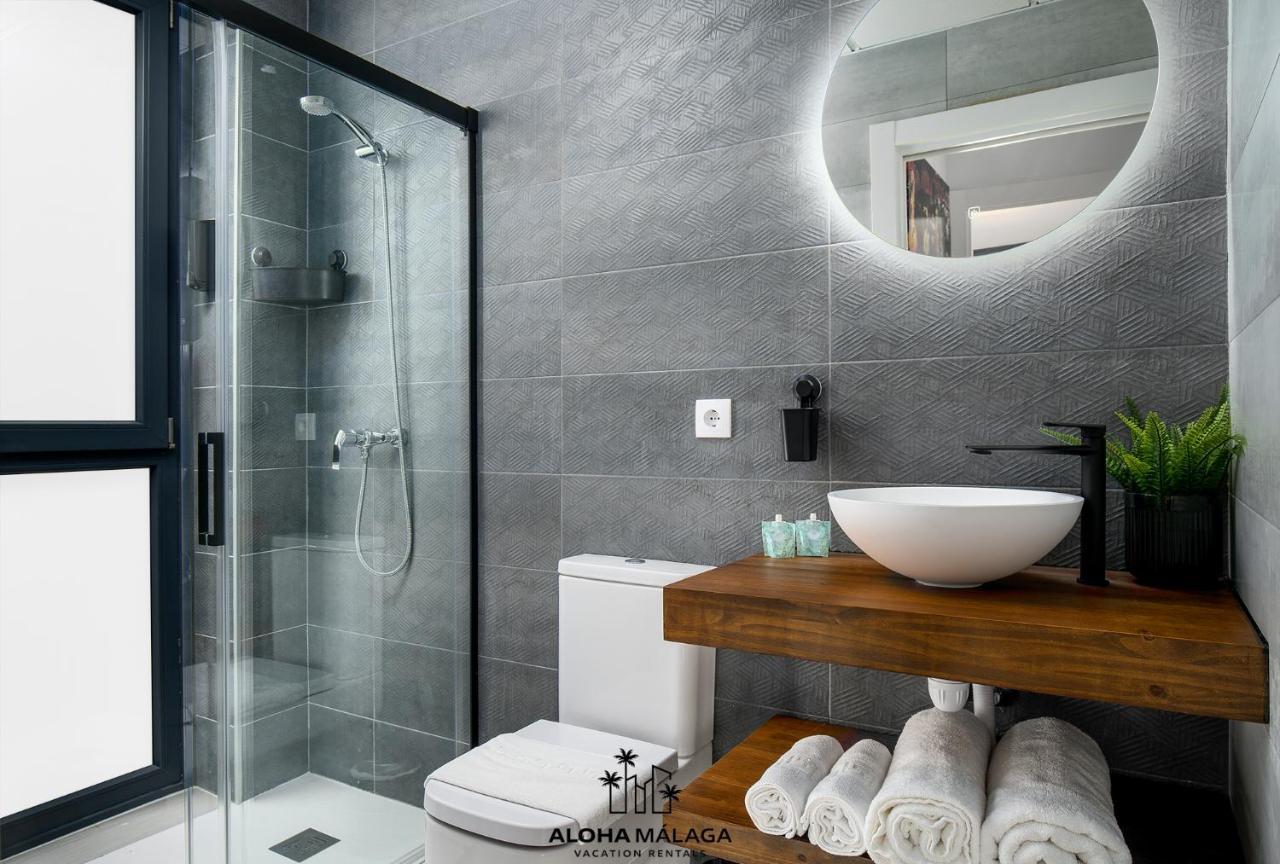 Luxury Duplex With Pool And Padel Court In Town Apartment มาลากา ภายนอก รูปภาพ