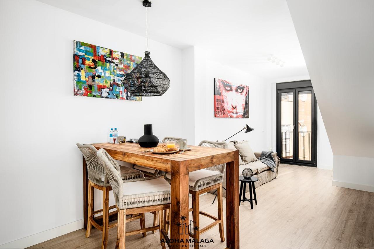 Luxury Duplex With Pool And Padel Court In Town Apartment มาลากา ภายนอก รูปภาพ