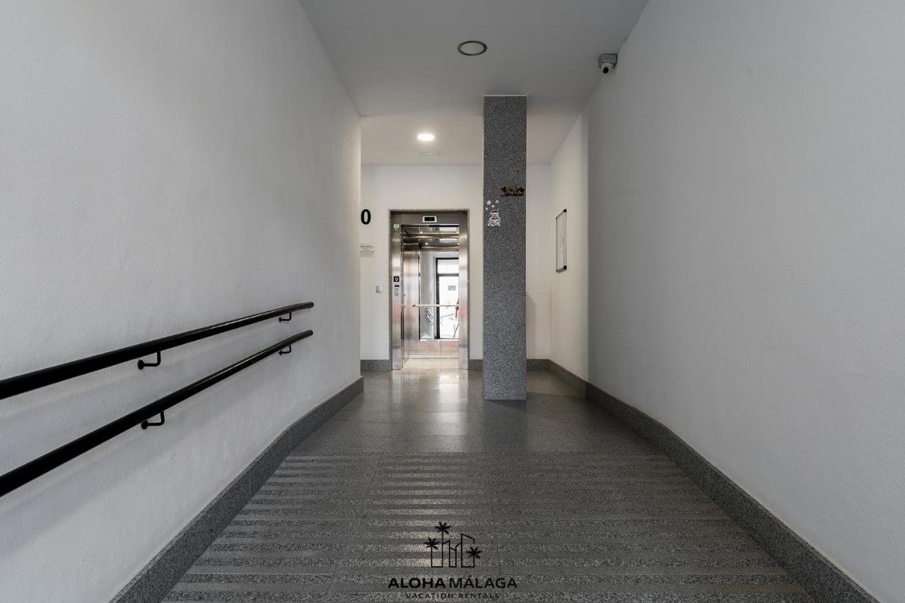 Luxury Duplex With Pool And Padel Court In Town Apartment มาลากา ภายนอก รูปภาพ