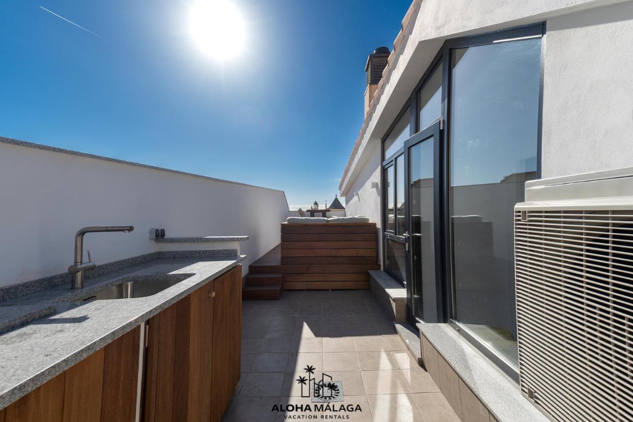 Luxury Duplex With Pool And Padel Court In Town Apartment มาลากา ภายนอก รูปภาพ